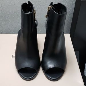 Black BCBGeneration Octavia peeptoe booties size 6